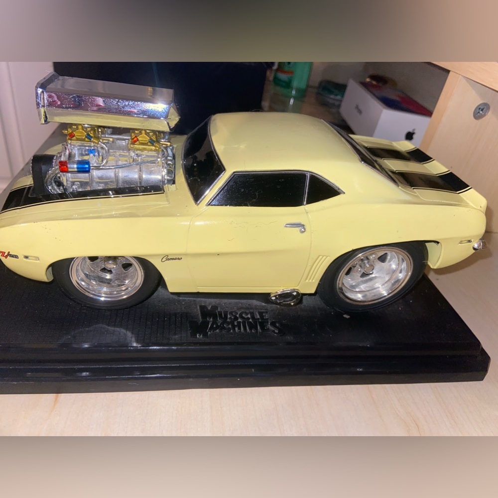 Display Camaro